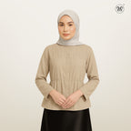 Blouse Plain With Gathered Seam
