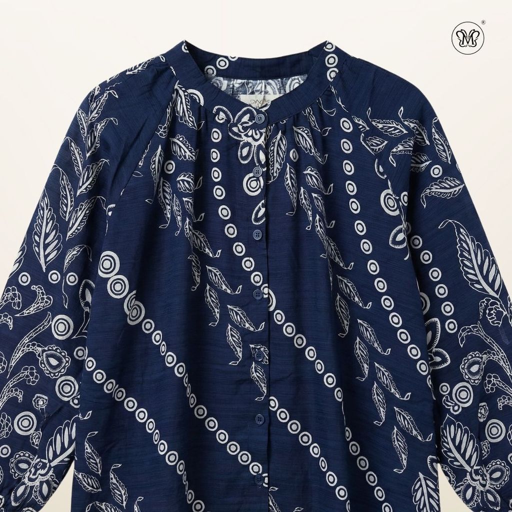 Buttoned Cuffs Dress L2