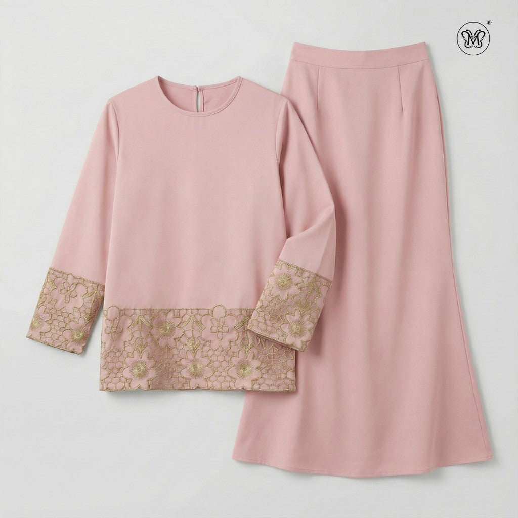 Gold Embroidered Lace Kurung