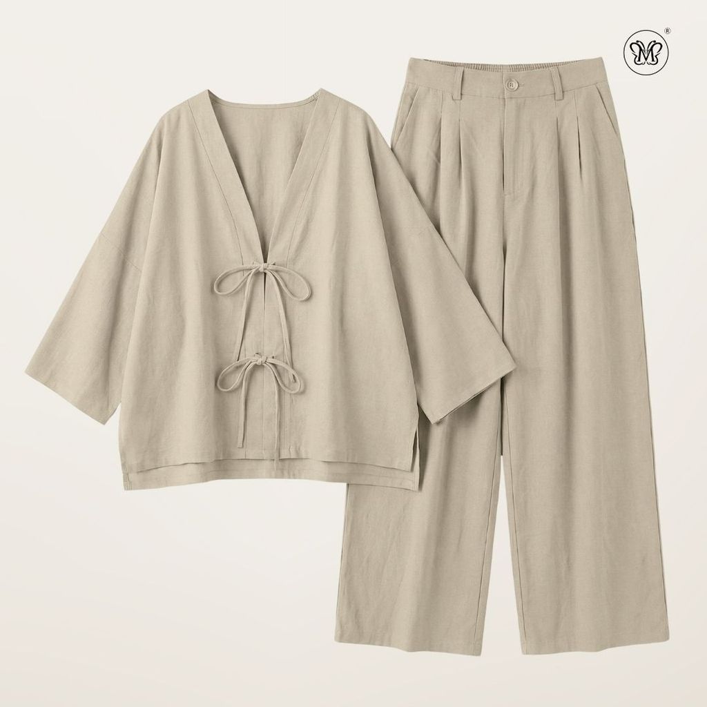 Double Ribbon Tie-Knot