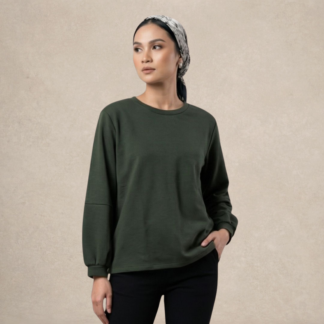 Minimal Oversized Pullover