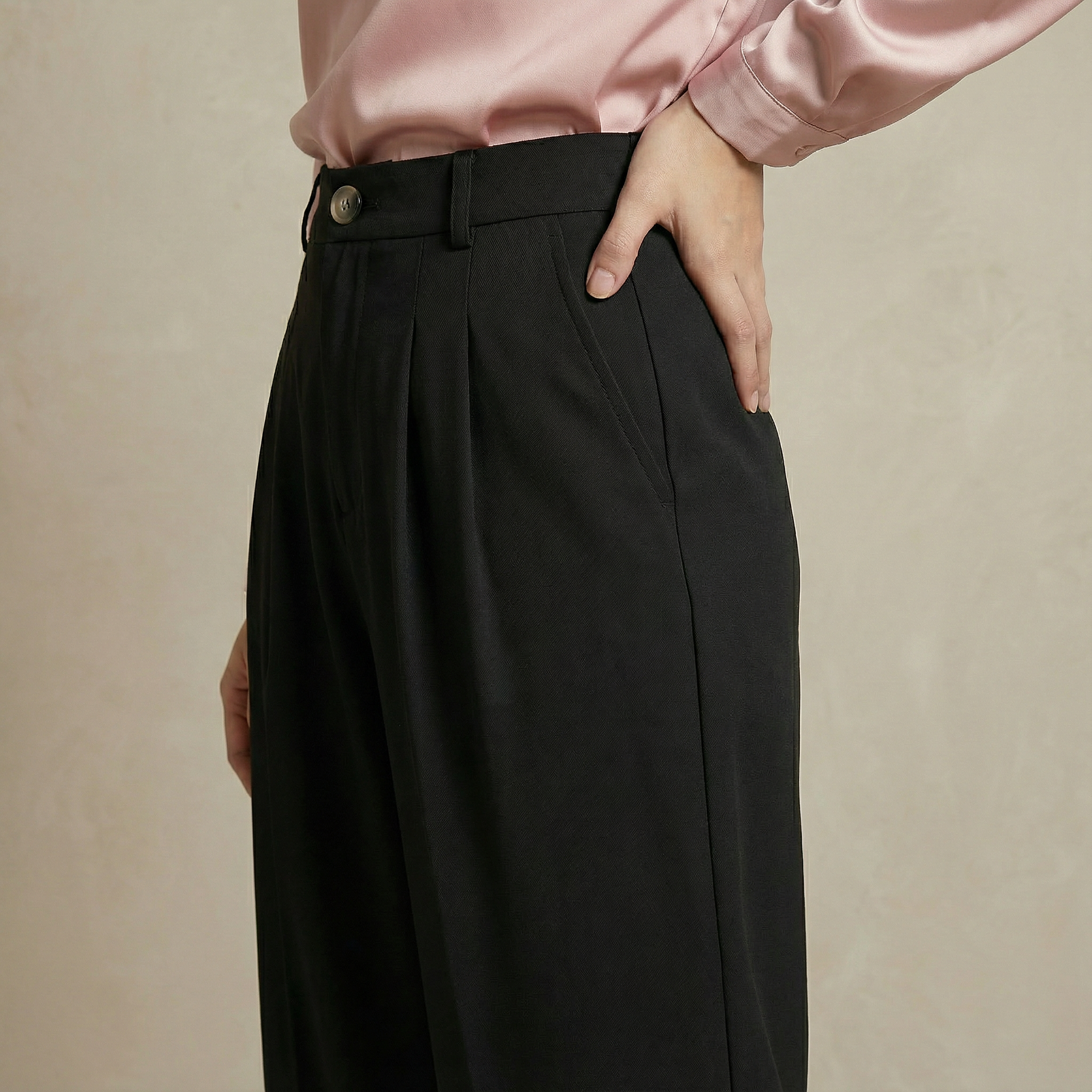 Soft-Pleated Waist Pants