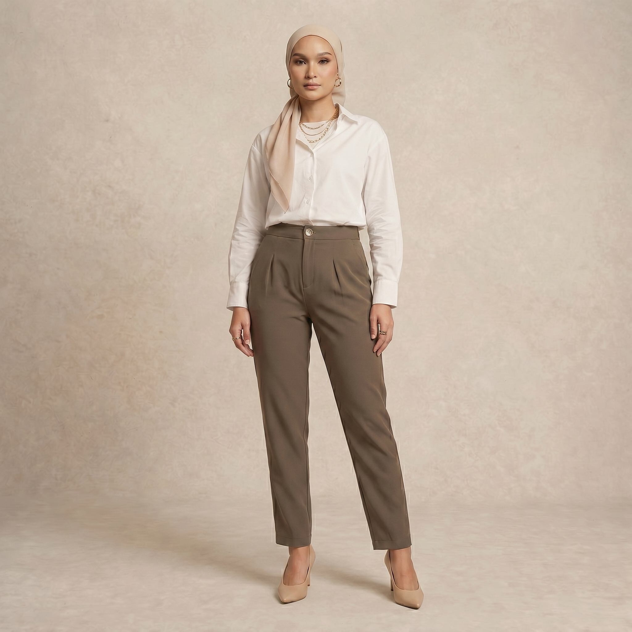 Casual Pants with Front Pleats