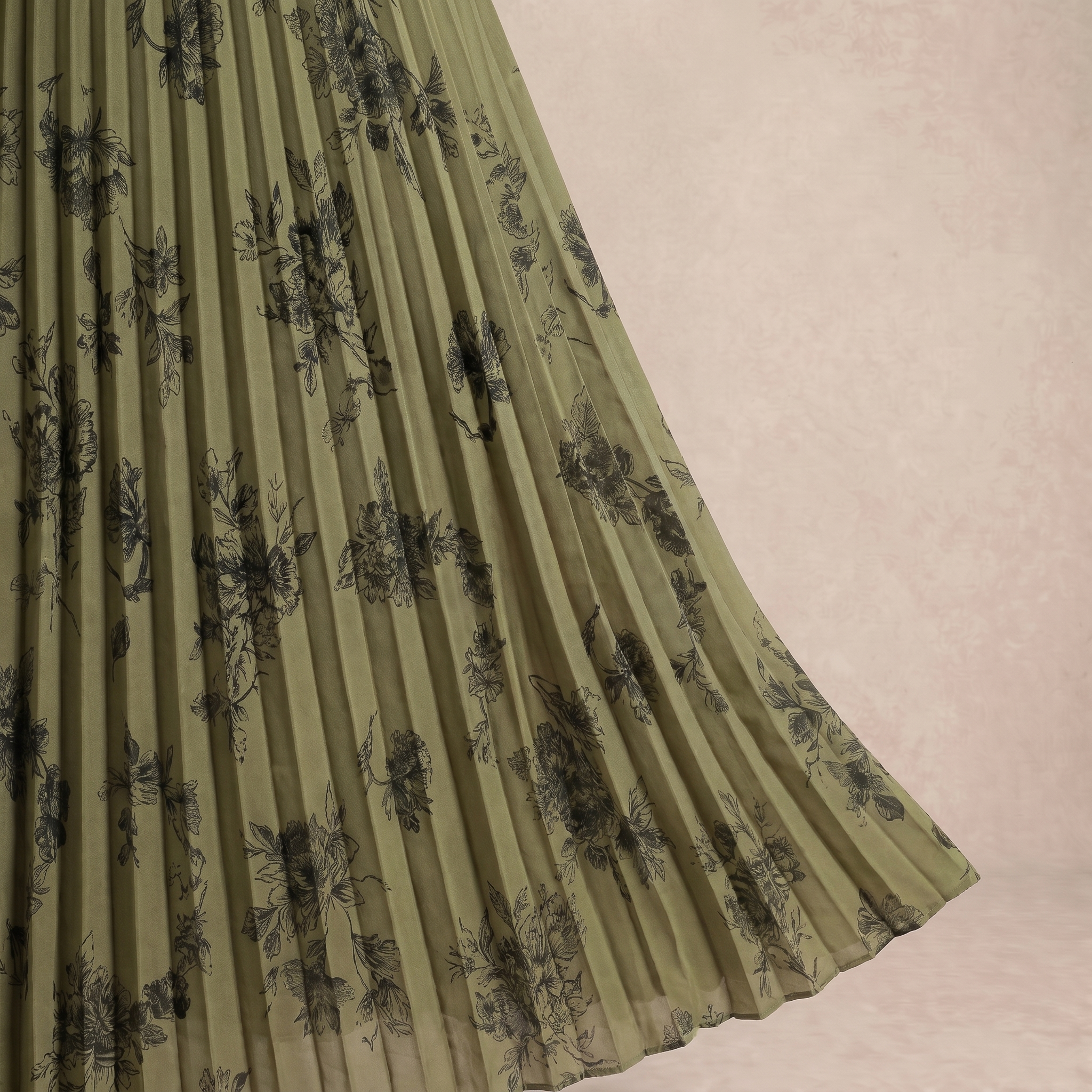 Free Size Pleated Skirts
