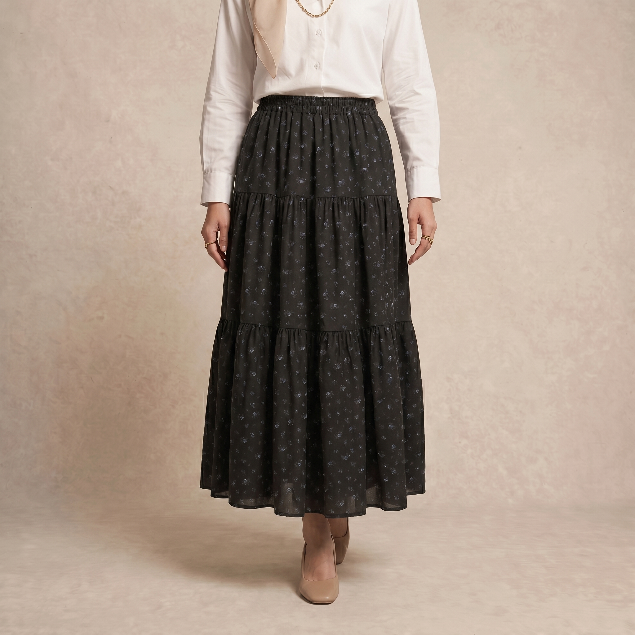 Printed Multi-Tiered Maxi Skirt L2