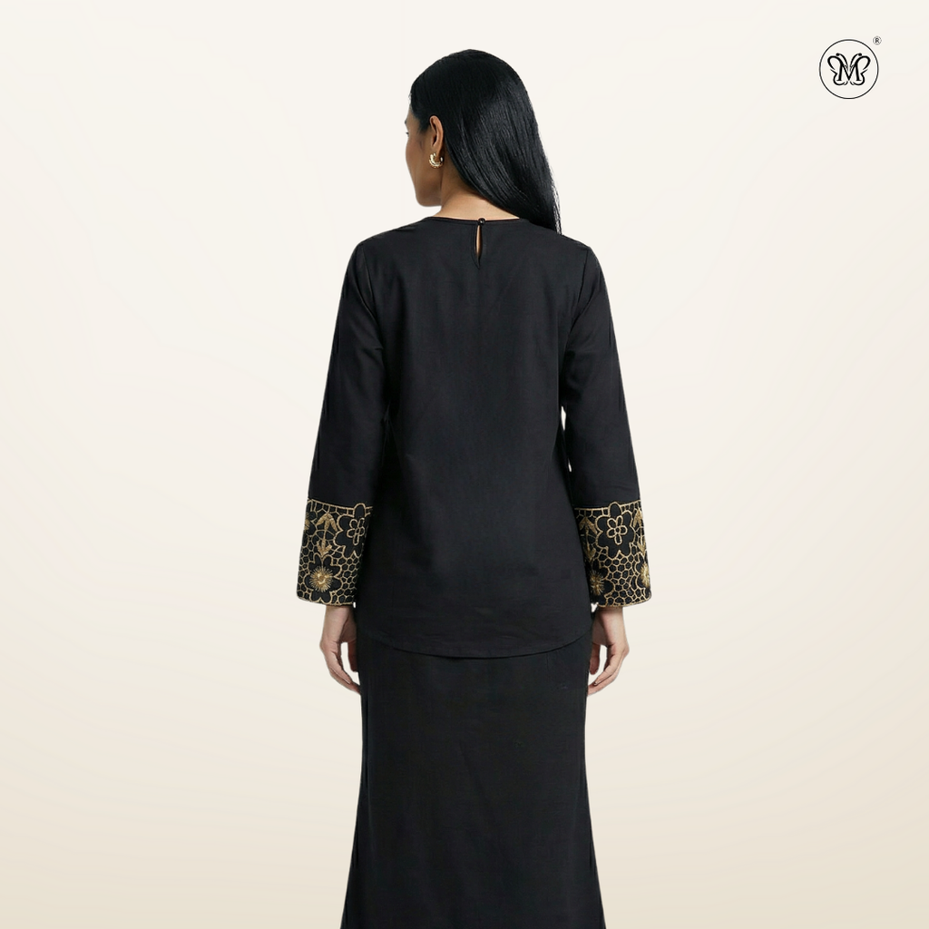 Gold Embroidered Lace Kurung